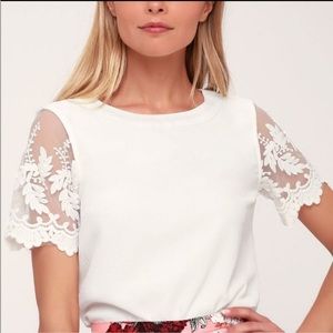 Lisa Marie embroidered top Lulus white size large